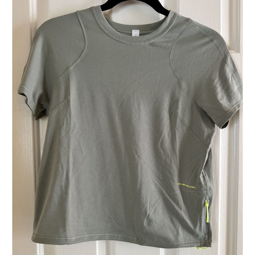 Lululemon Lightweight Cinched Hem Hiking T-Shirt Laurel Green Size 4